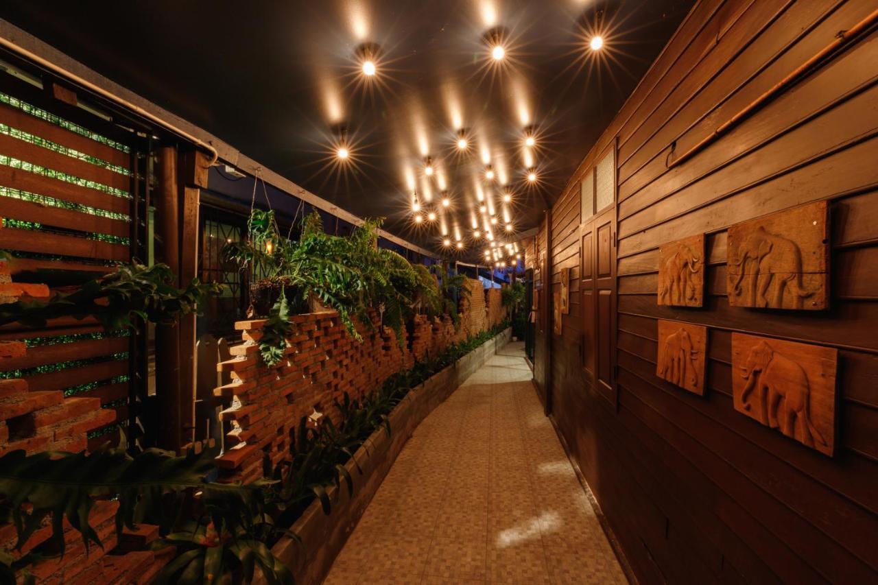 Ilili House Hostel Τσιάνγκ Μάι Εξωτερικό φωτογραφία